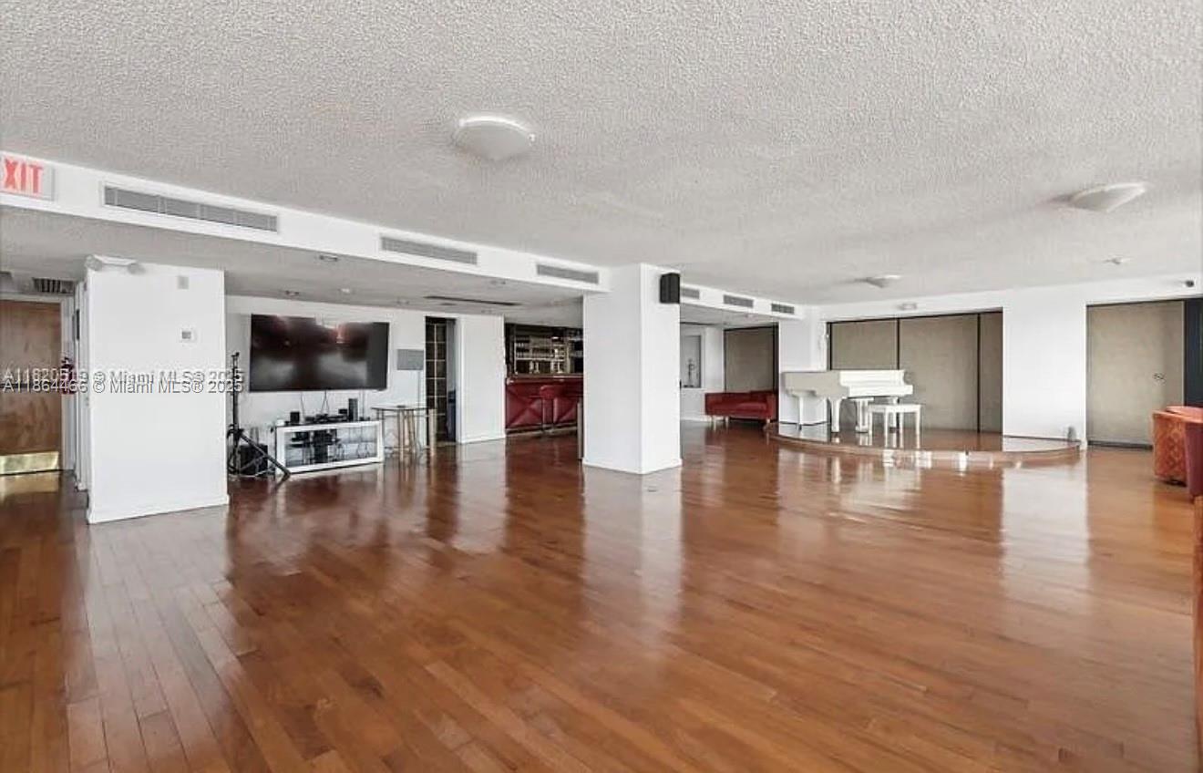 MAR DEL PLATA CONDO - Residential