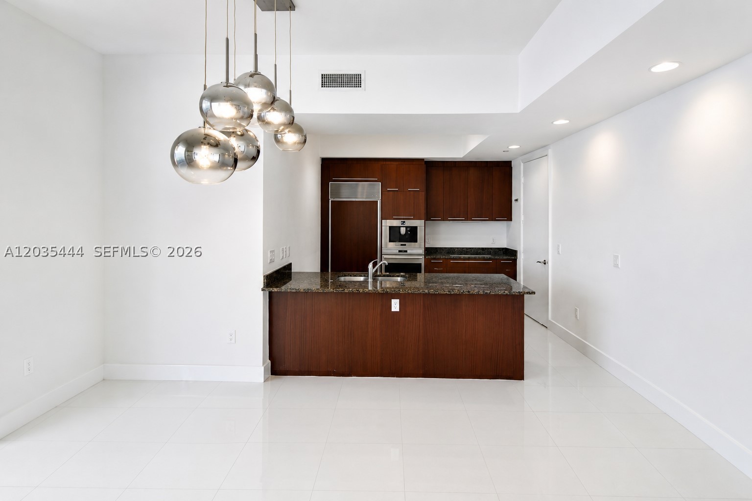 TDR TOWER II CONDO - Residential Lease