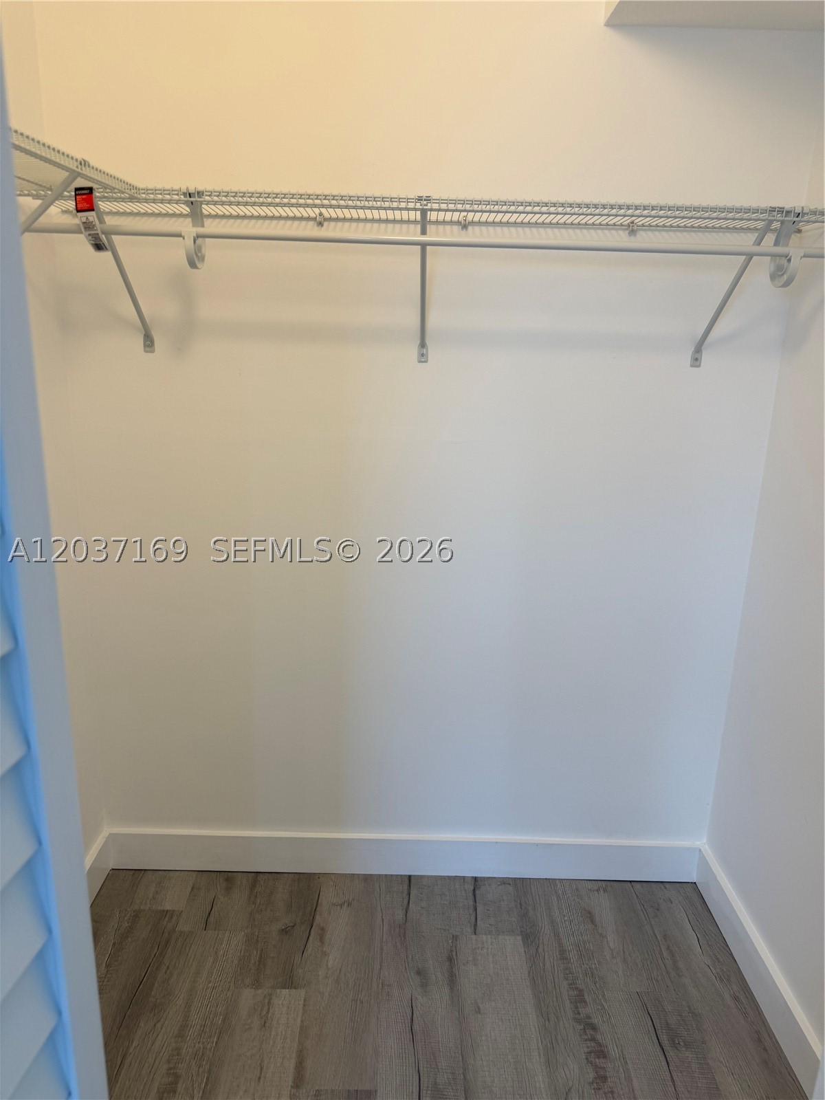 LAKESHORE AT UNIVERSITY P - Residential