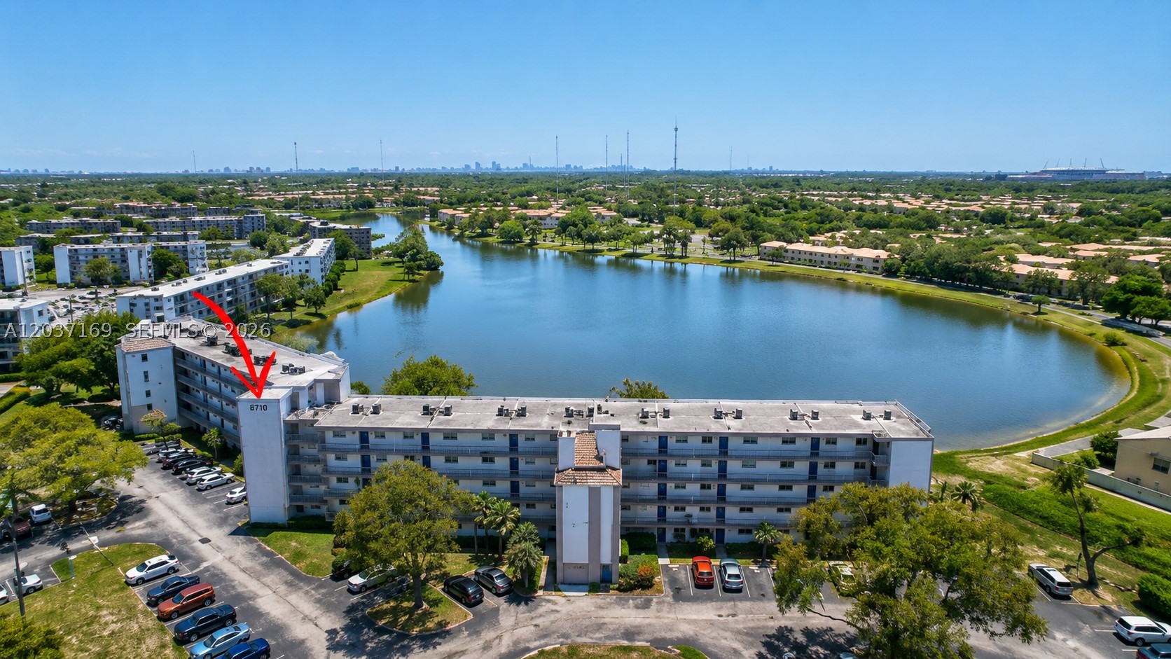 LAKESHORE AT UNIVERSITY P - Residential