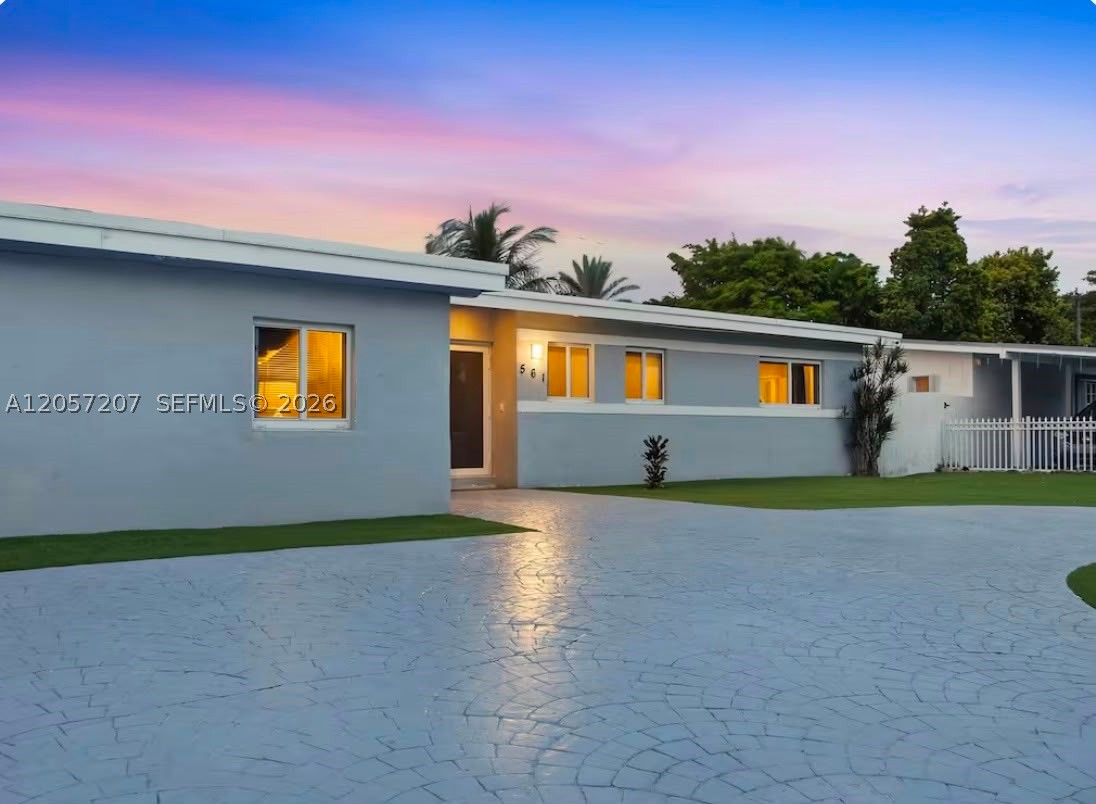 BEACH HEIGHTS - Residential