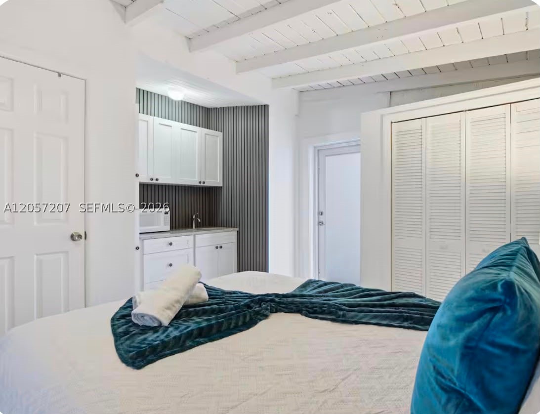 BEACH HEIGHTS - Residential