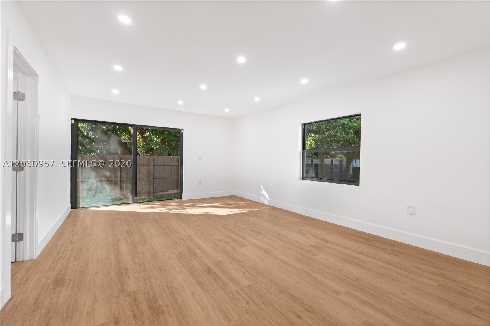 GRIFFING BISCAYNE PARK ES - Residential