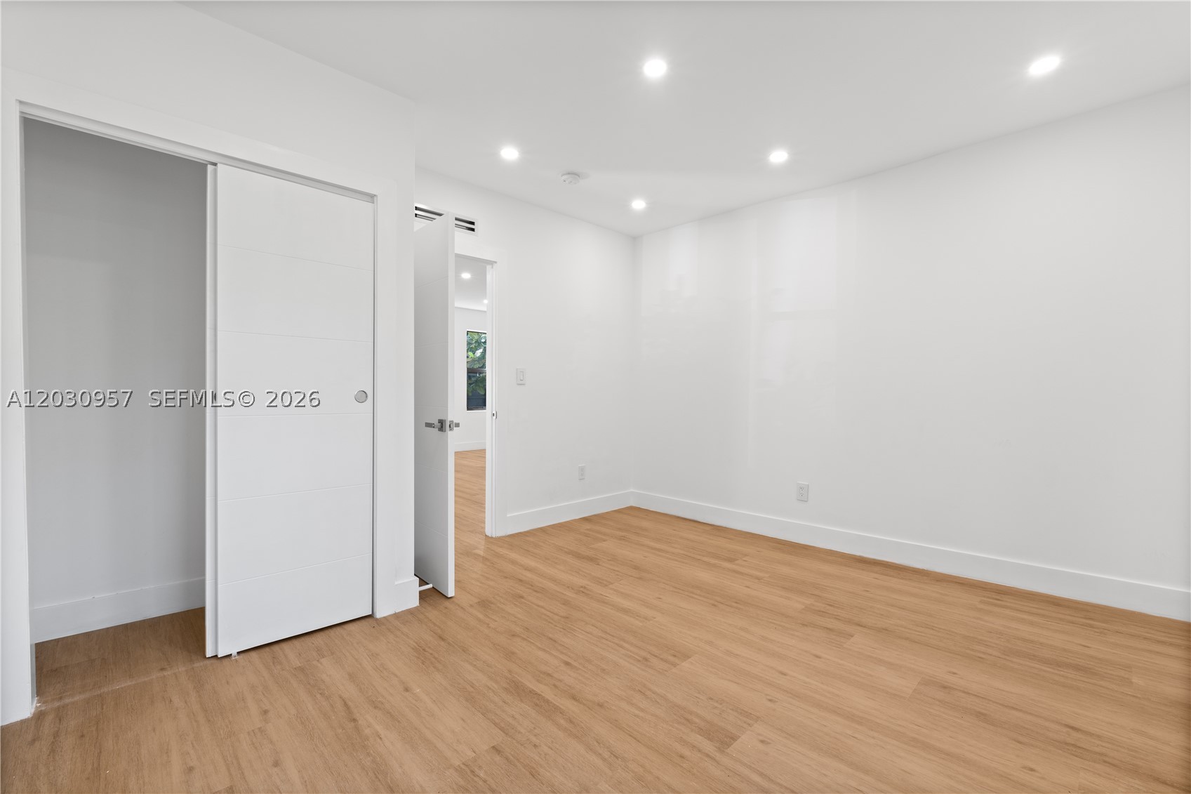 GRIFFING BISCAYNE PARK ES - Residential