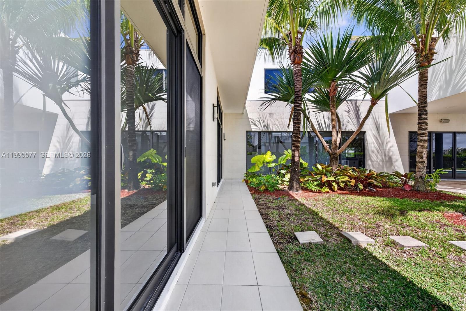 WESTON ESTATES - Residential