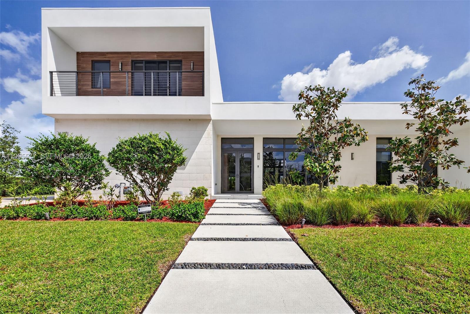 WESTON ESTATES - Residential