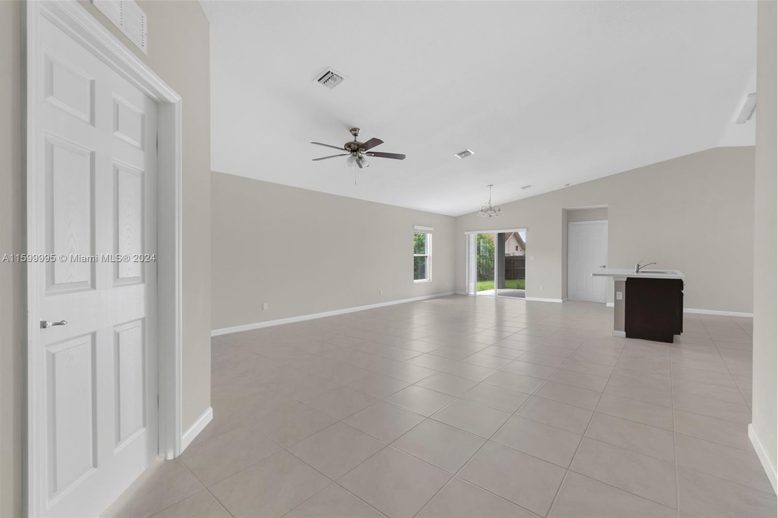 PORT ST LUCIE SECTION 17 - Residential