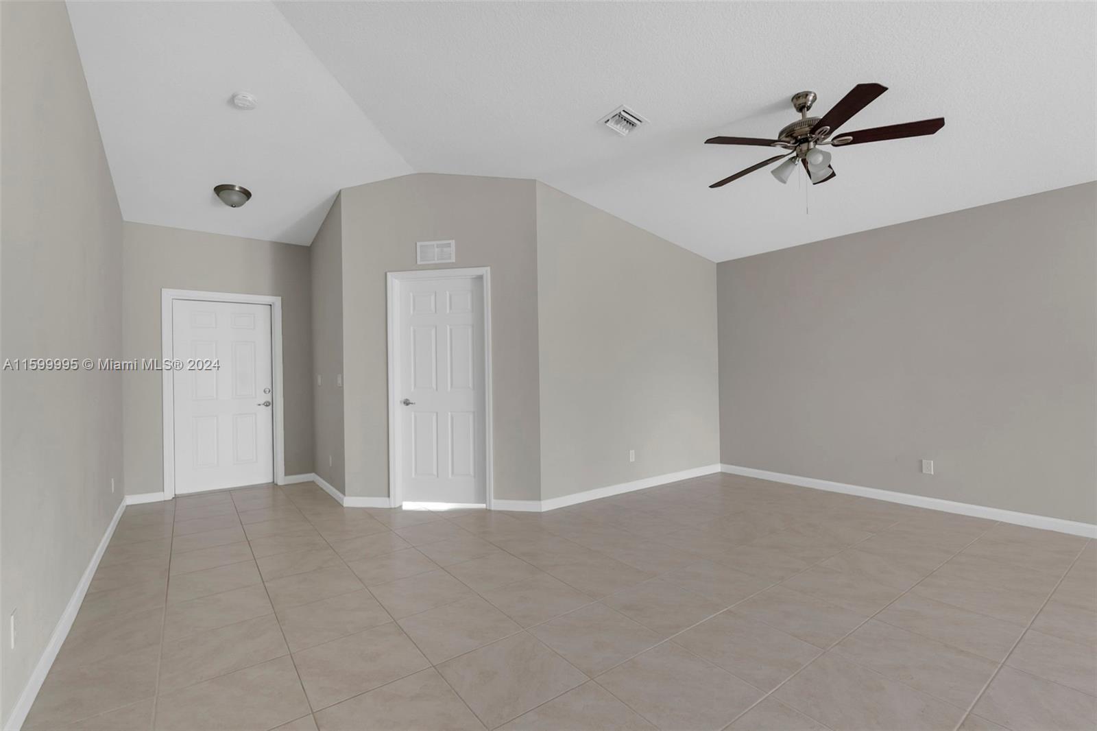 PORT ST LUCIE SECTION 17 - Residential