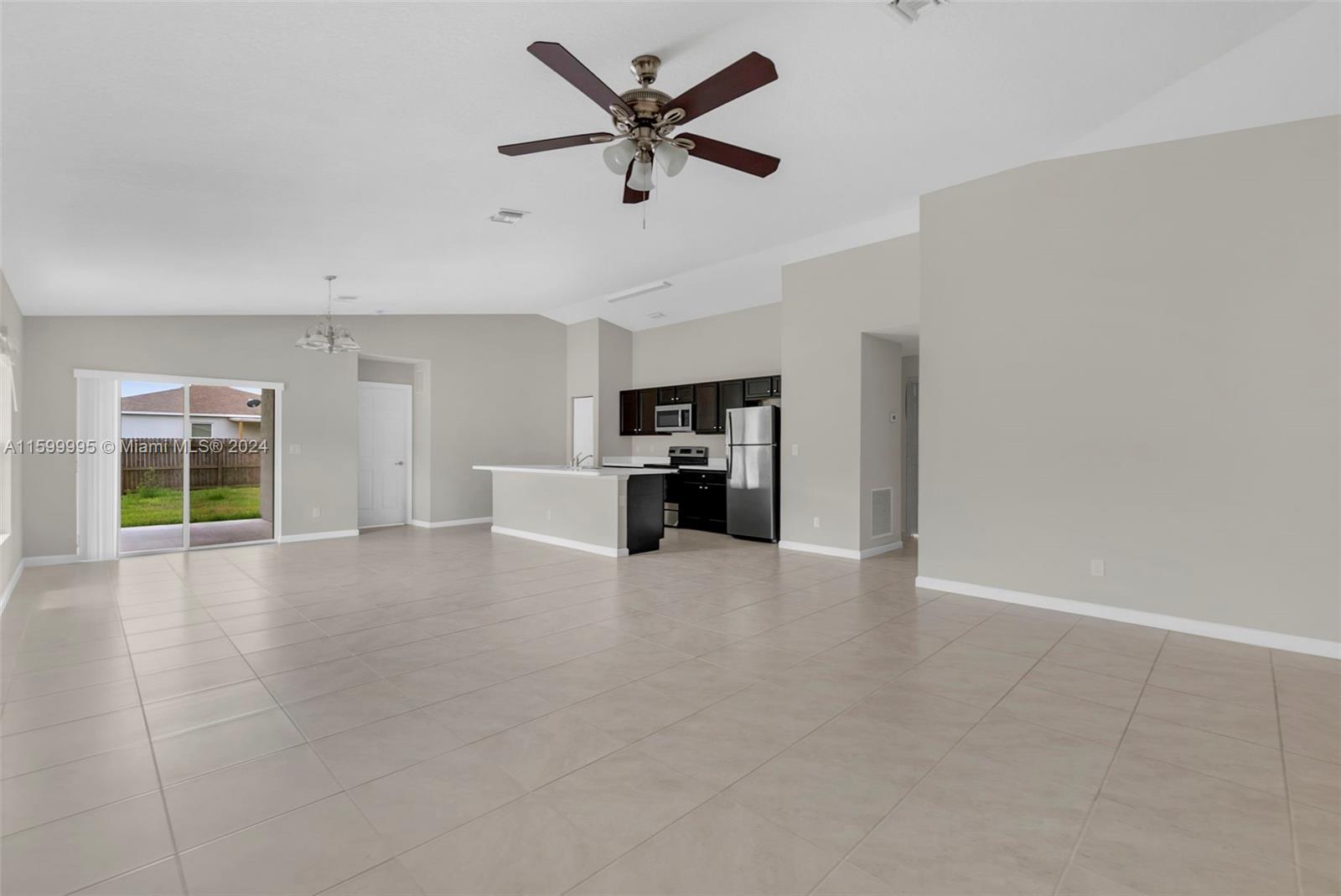 PORT ST LUCIE SECTION 17 - Residential
