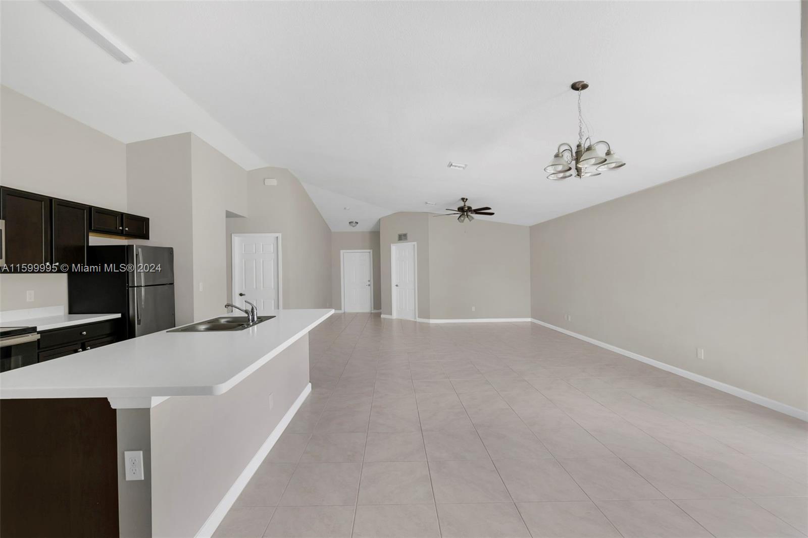 PORT ST LUCIE SECTION 17 - Residential