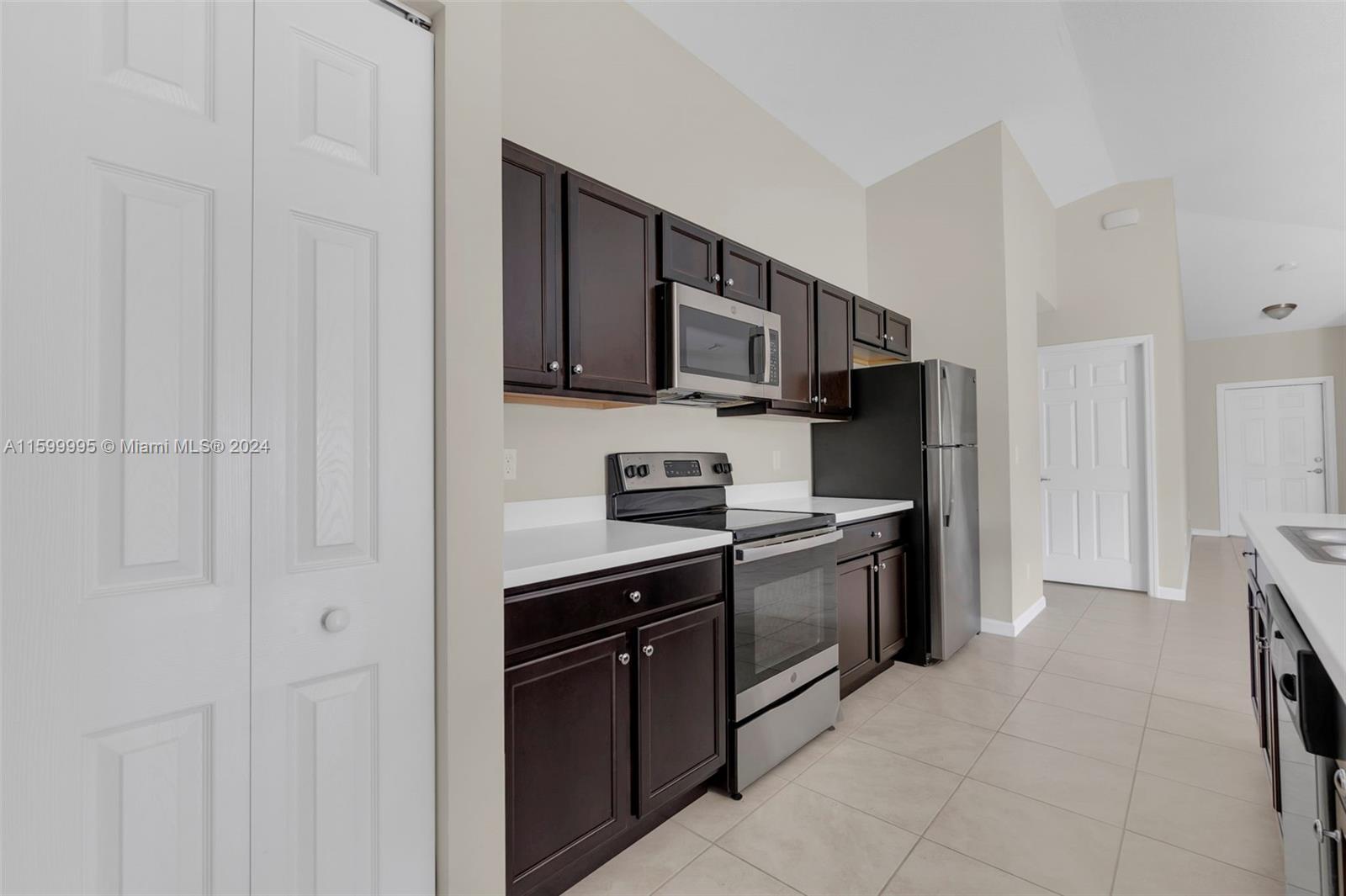PORT ST LUCIE SECTION 17 - Residential