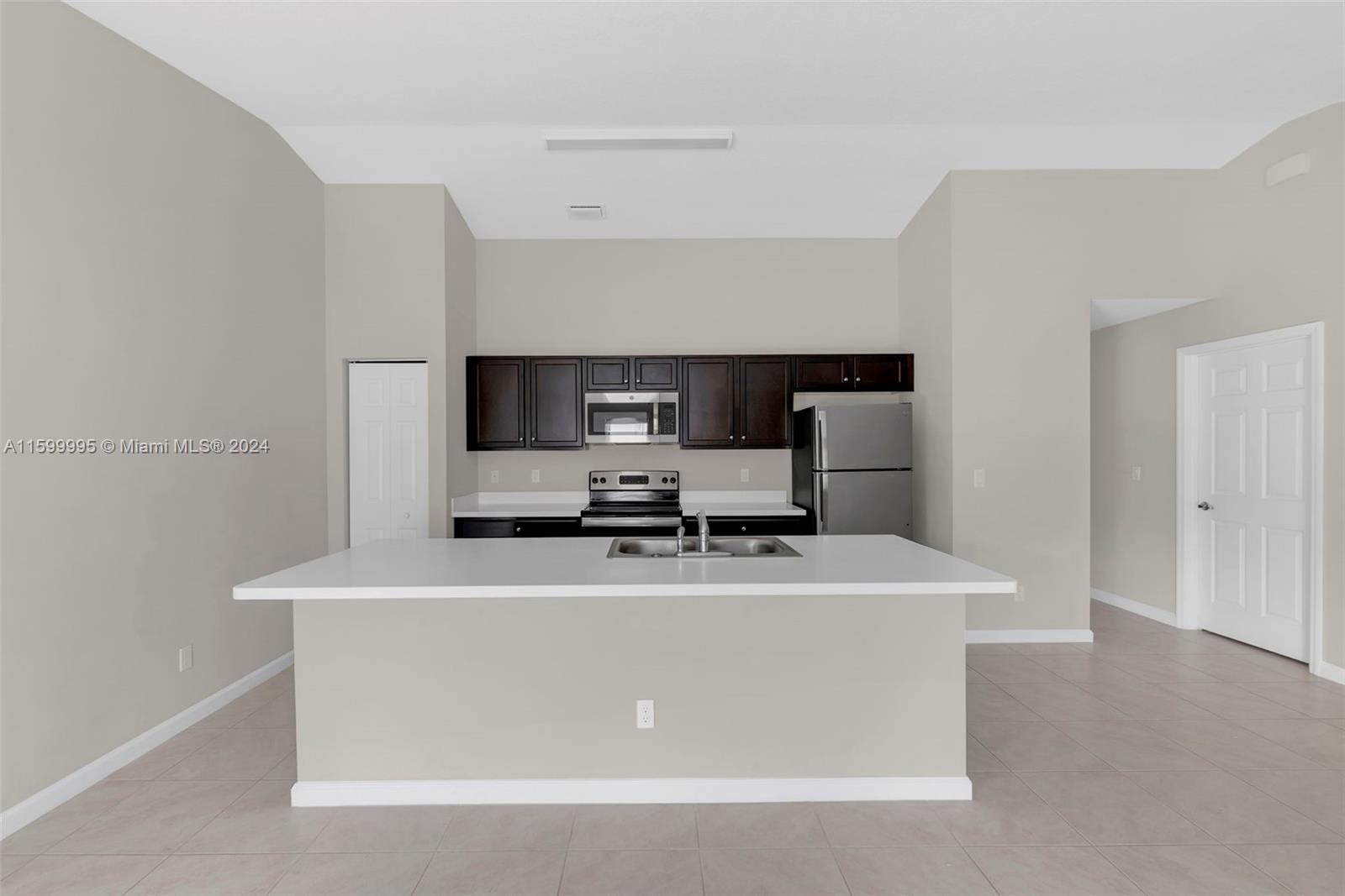 PORT ST LUCIE SECTION 17 - Residential