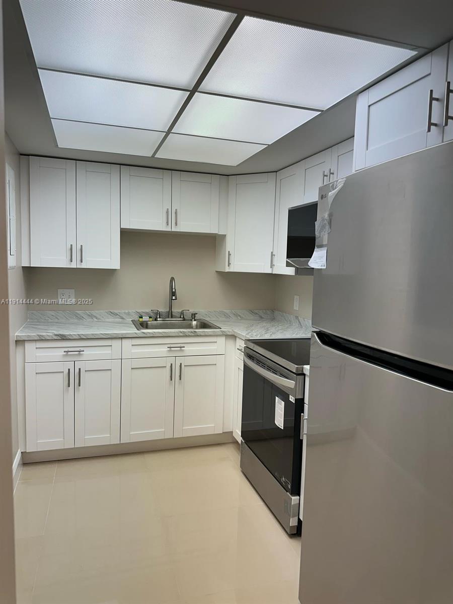 INVERWOOD CONDO - Residential
