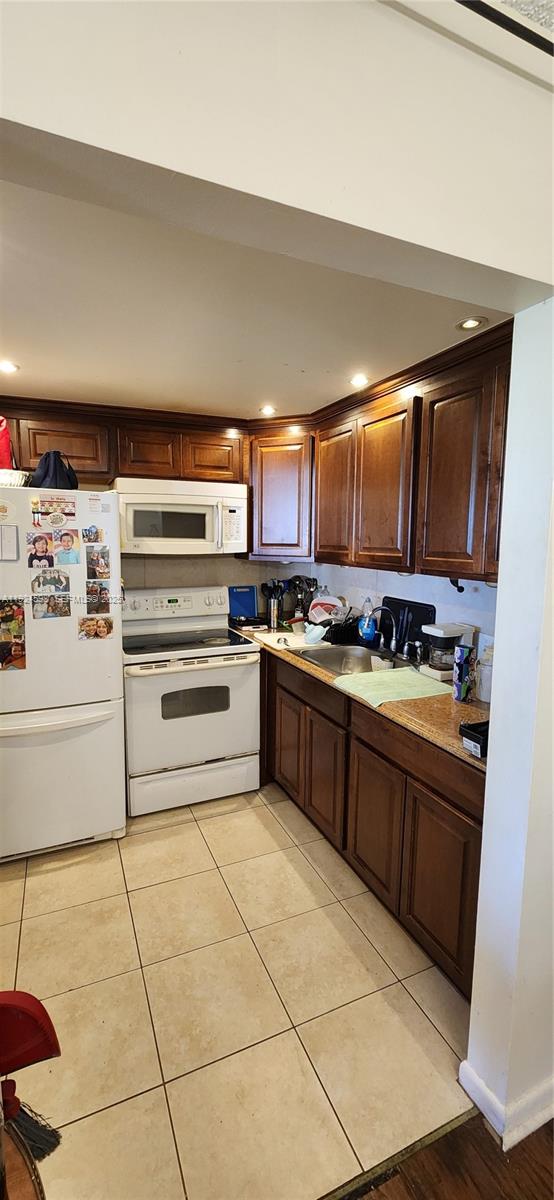 PRESTON AT CENTURY VILLAG - Residential