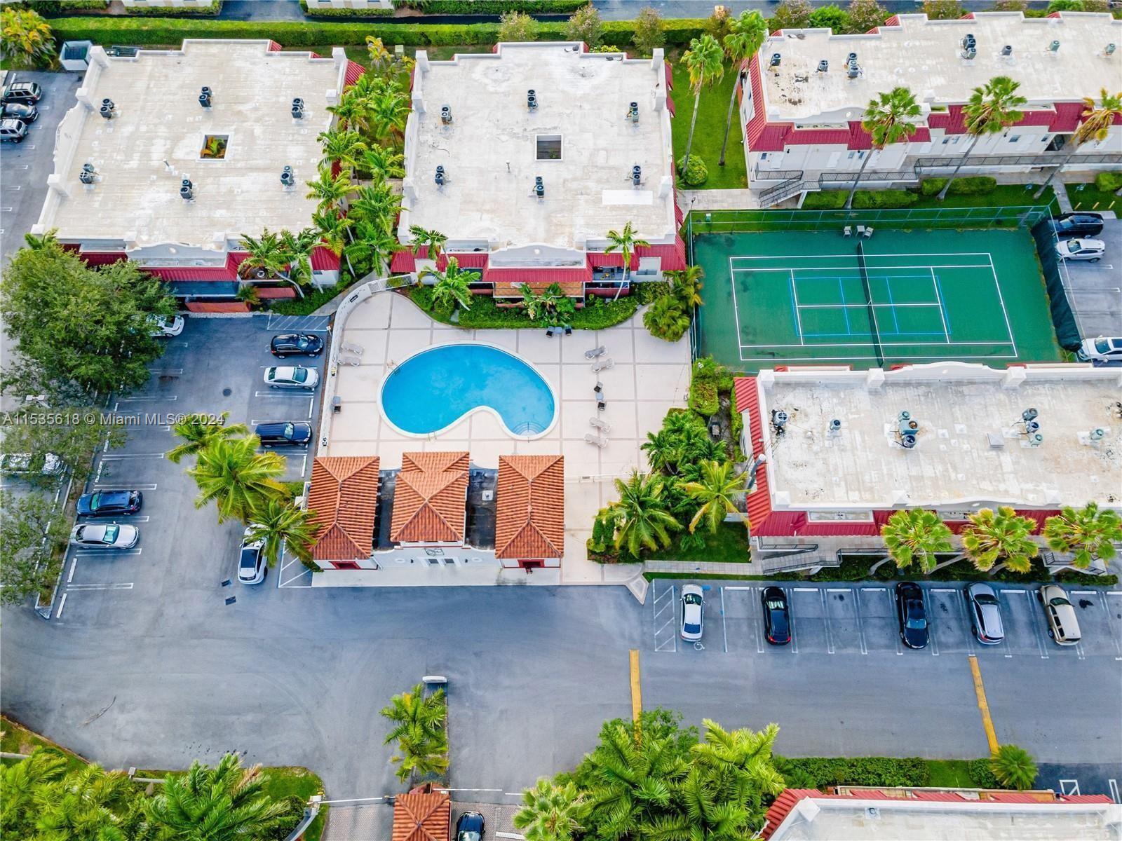 VILLAS OF PINECREST CONDO - Residential Lease