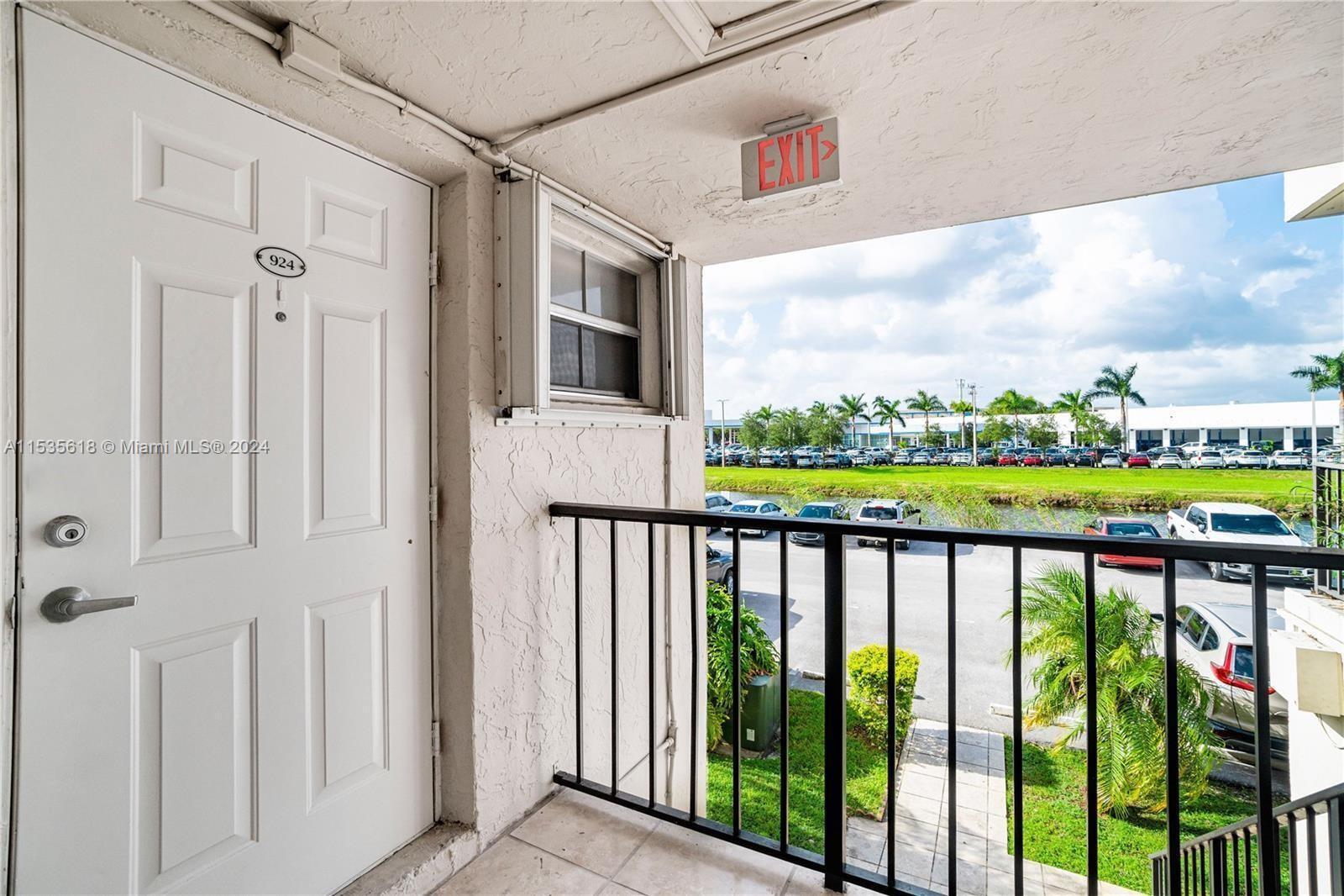 VILLAS OF PINECREST CONDO - Residential Lease