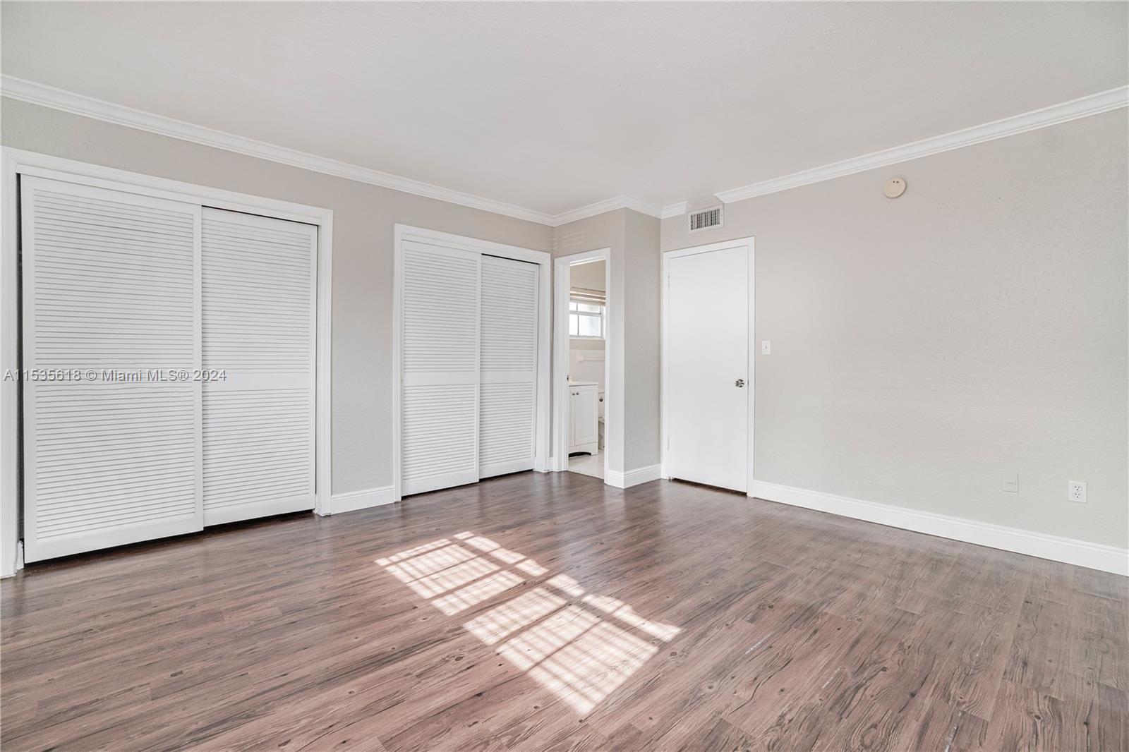 VILLAS OF PINECREST CONDO - Residential Lease