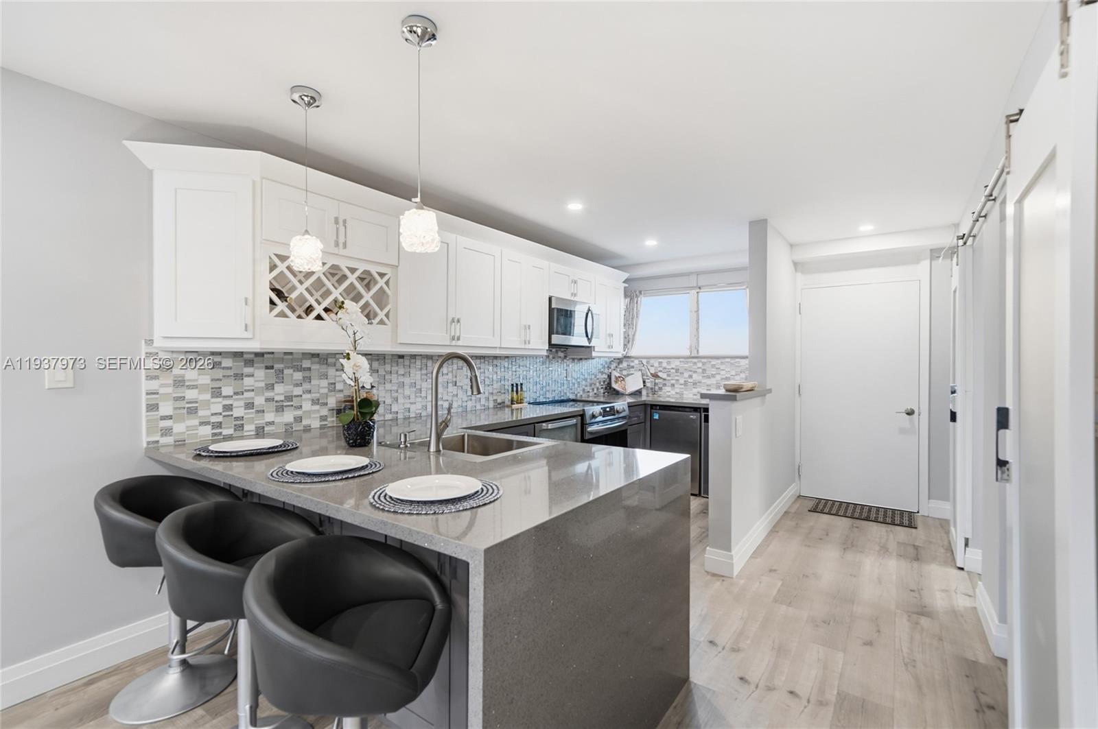 BREAKWATER TOWERS CO-OP - Residential