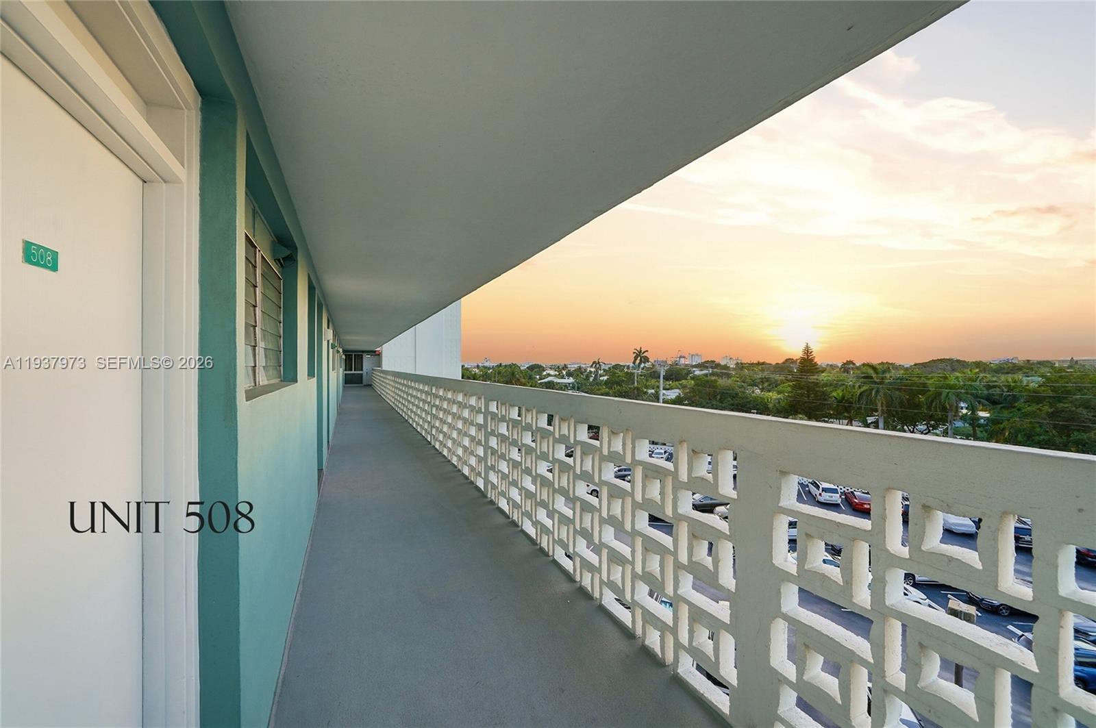 BREAKWATER TOWERS CO-OP - Residential