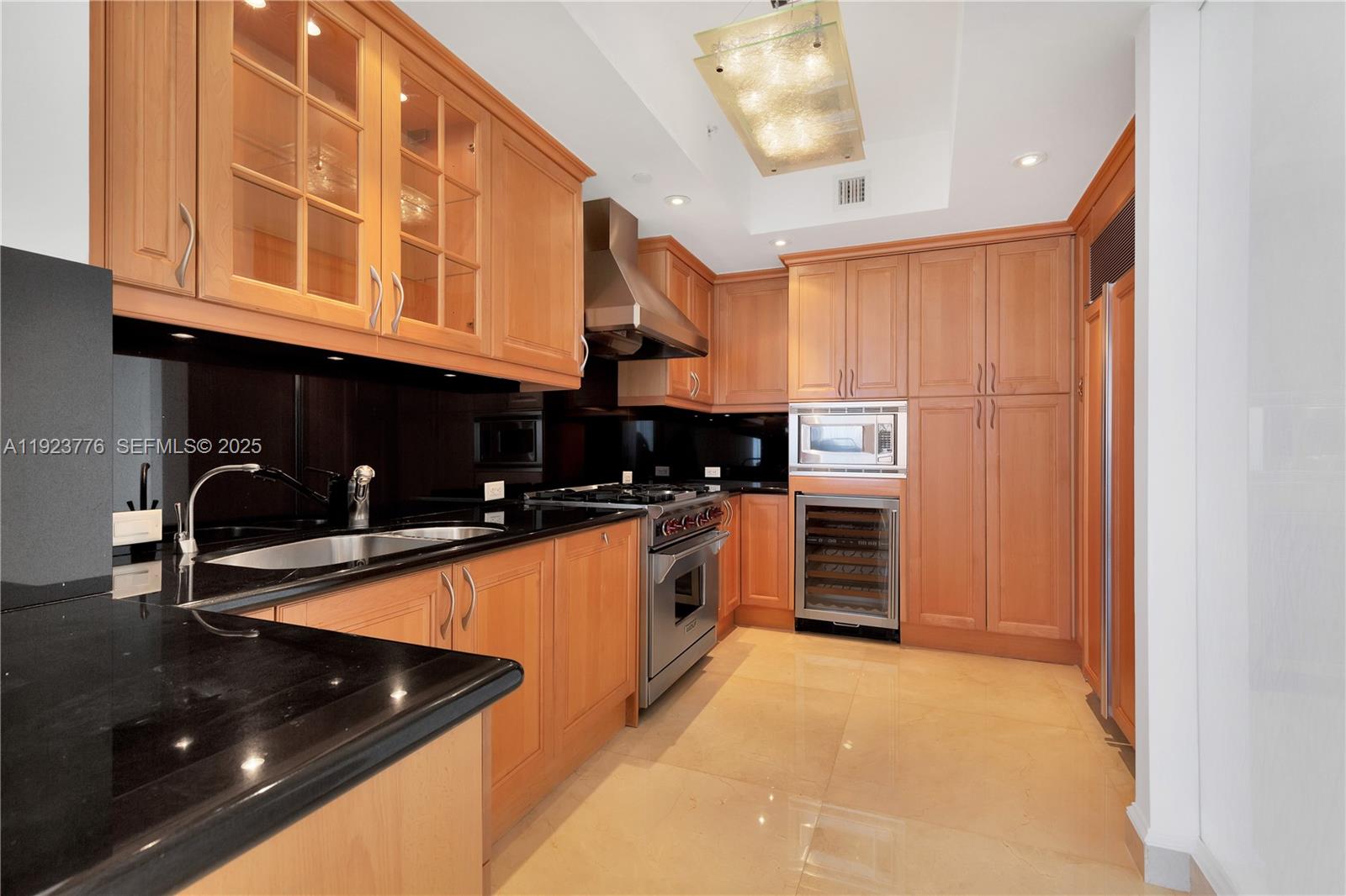 ACQUALINA OCEAN RESIDENCE - Residential