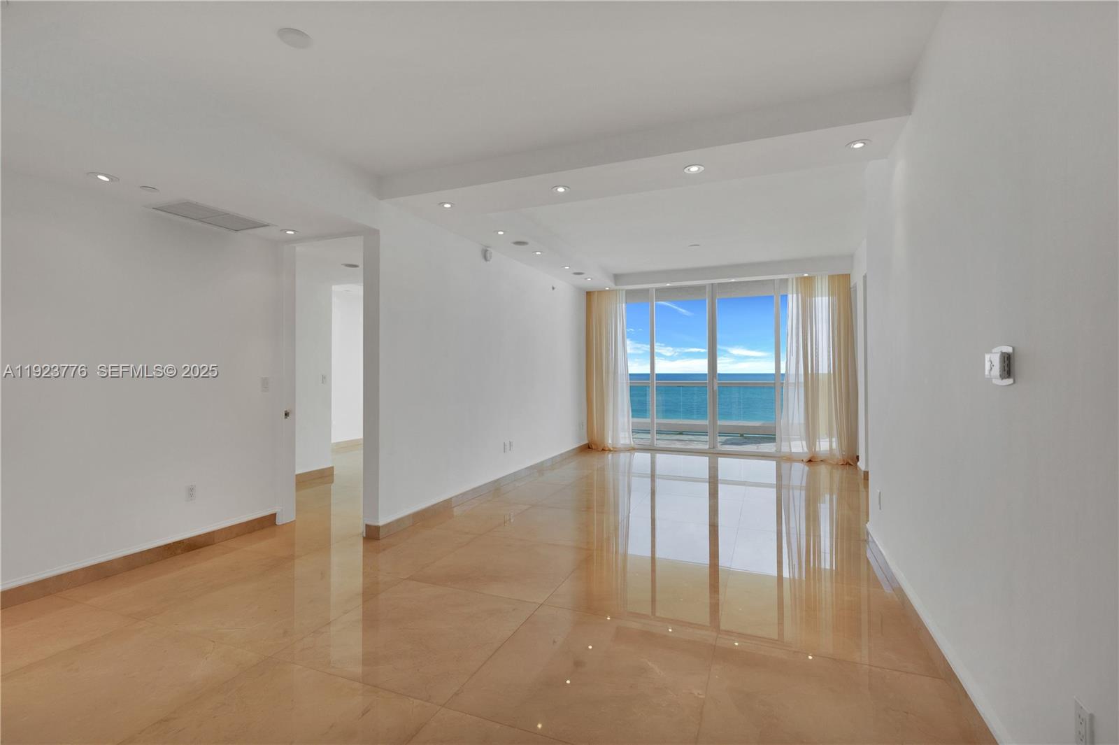 ACQUALINA OCEAN RESIDENCE - Residential