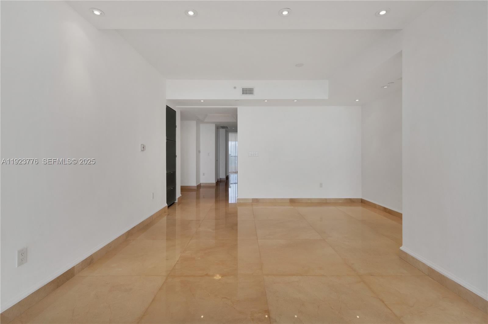 ACQUALINA OCEAN RESIDENCE - Residential