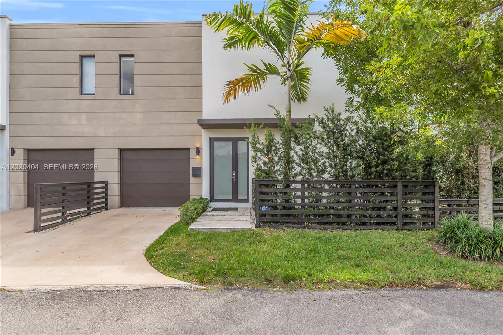 FUSION AT THE GROVE CONDO - Residential