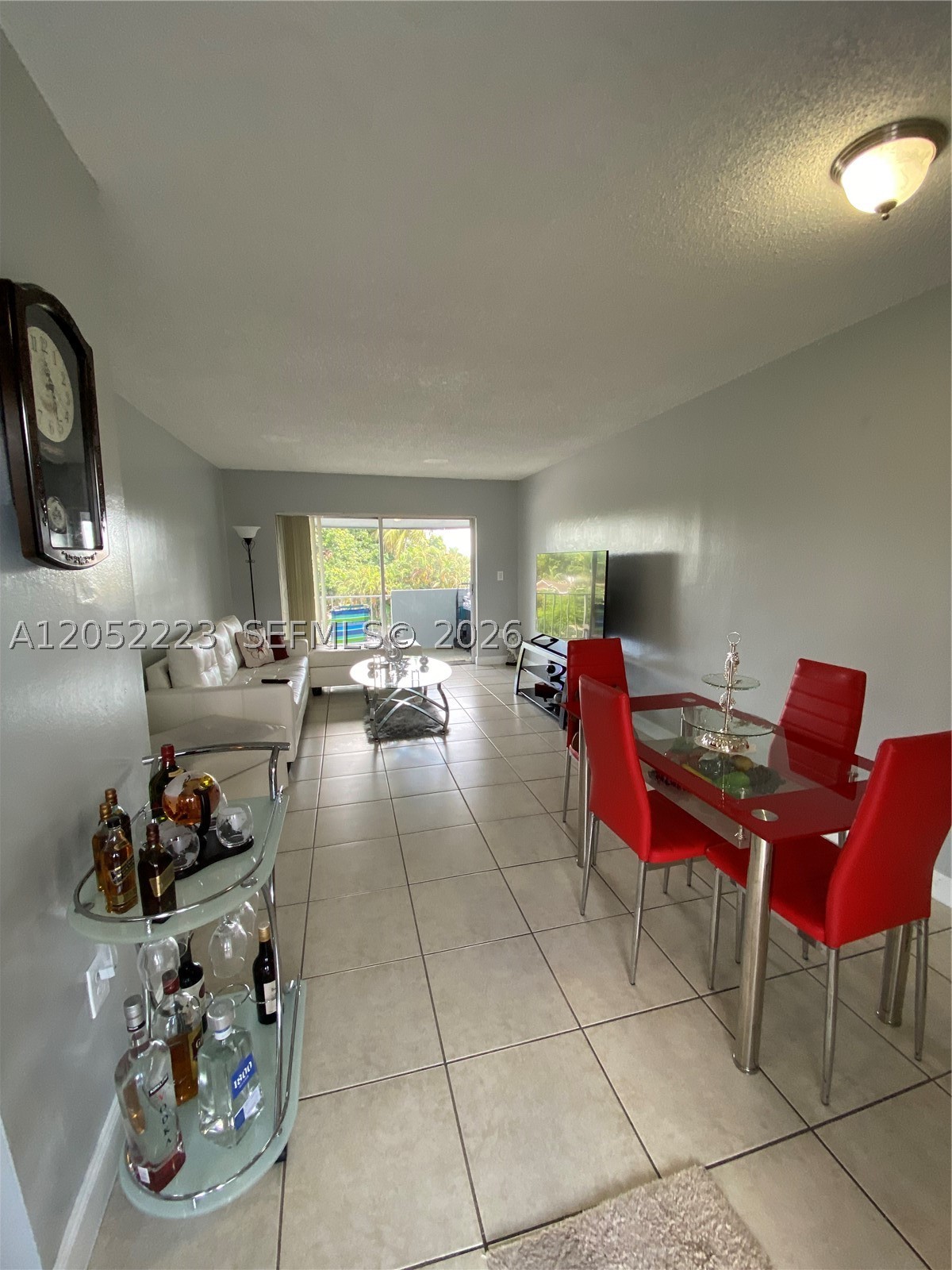 LOS SUENOS CONDO - Residential Lease
