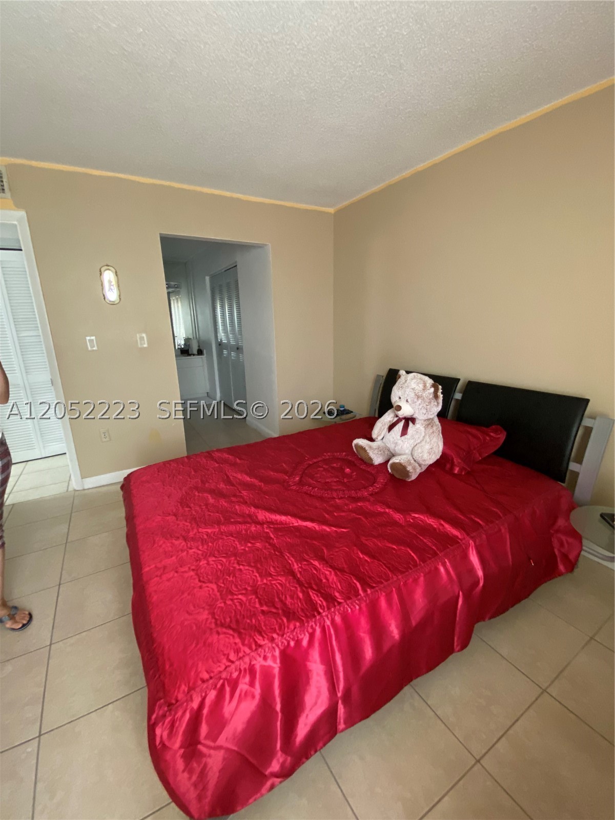 LOS SUENOS CONDO - Residential Lease