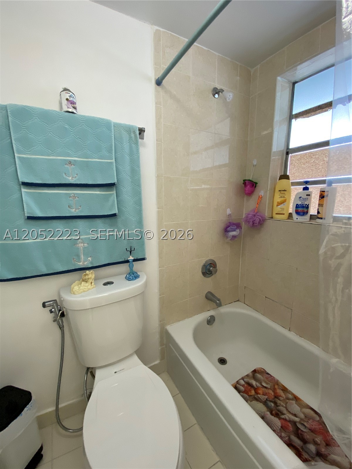 LOS SUENOS CONDO - Residential Lease