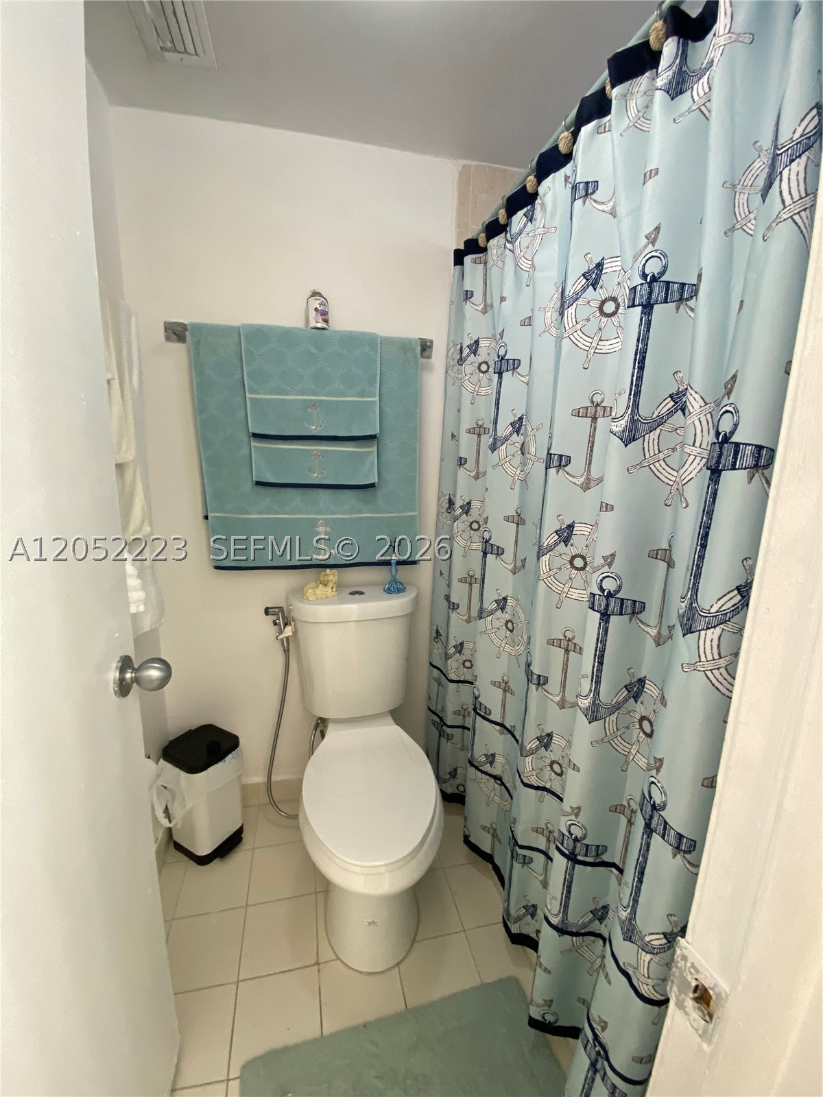 LOS SUENOS CONDO - Residential Lease