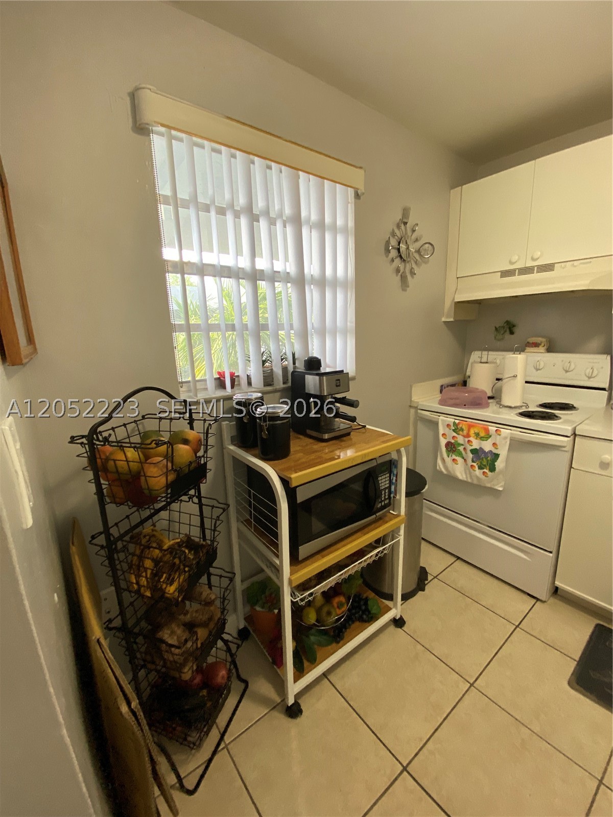 LOS SUENOS CONDO - Residential Lease