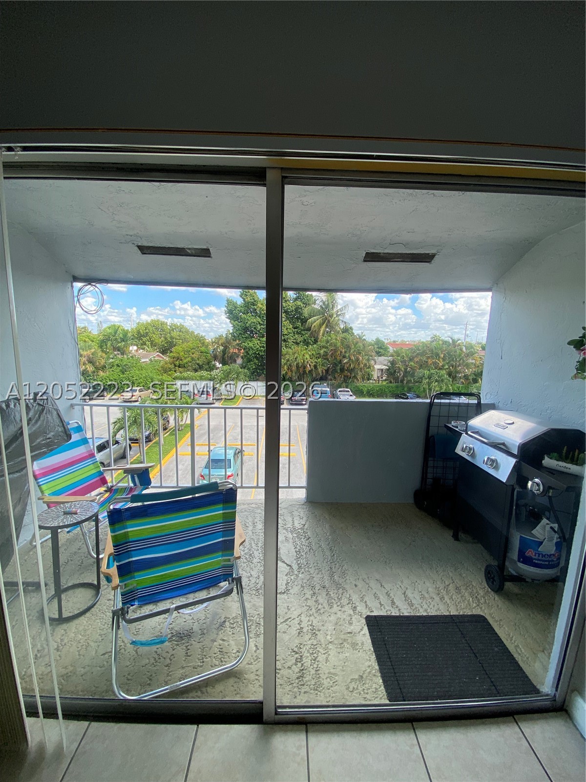 LOS SUENOS CONDO - Residential Lease