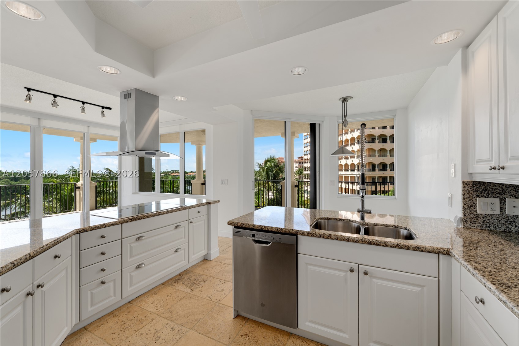 VERONA AT DEERING BAY CON - Residential