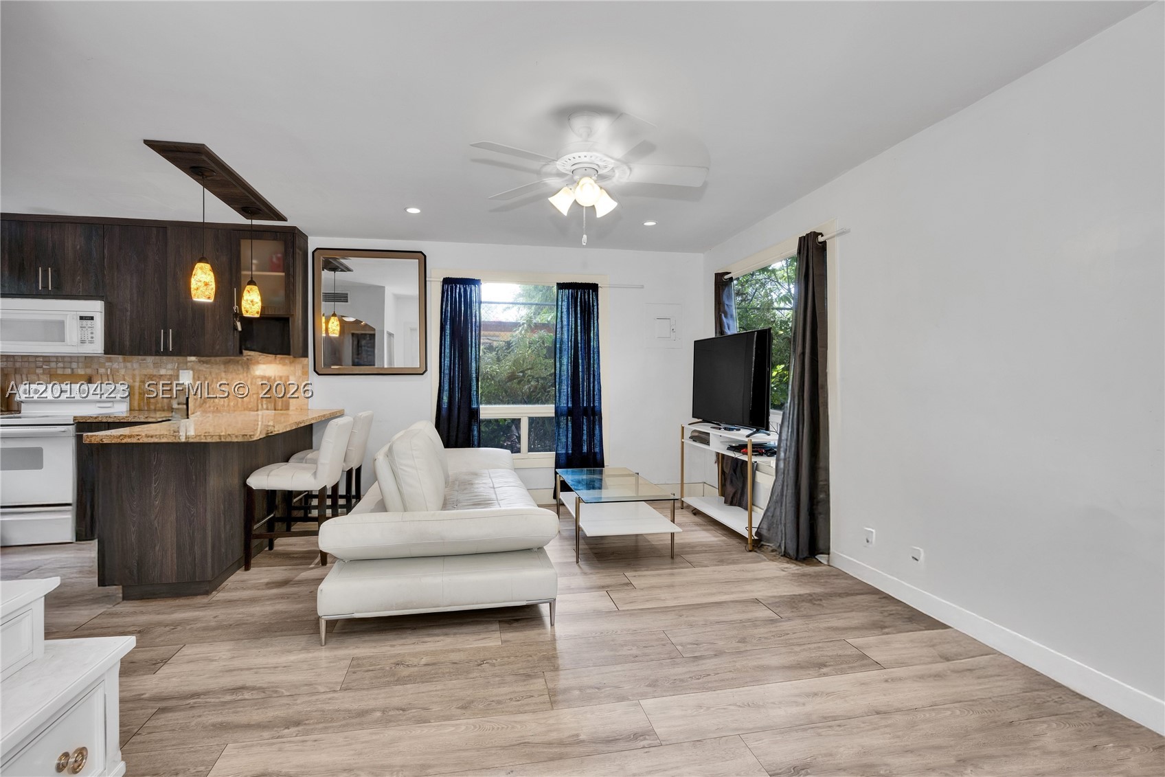AQUA MARINE - Residential