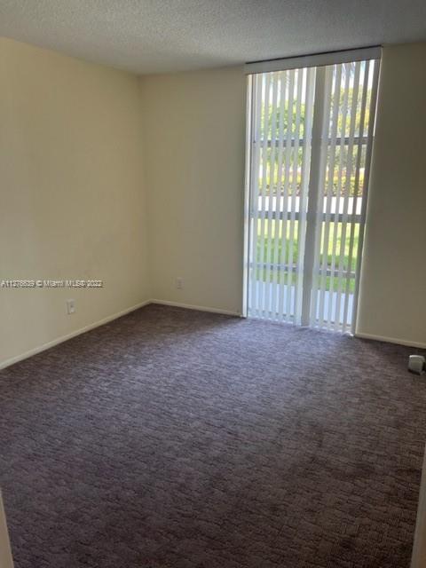 DE SOTO PARK NORTH CONDO - Residential Lease