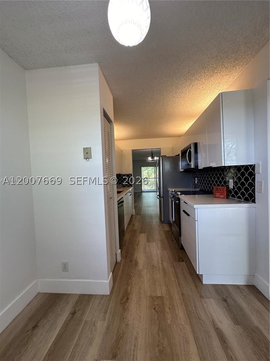 CAMBRIDGE AT CENTURY VILL - Residential