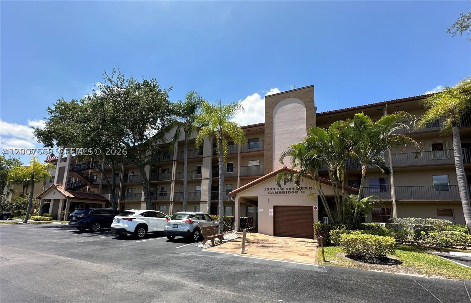 CAMBRIDGE AT CENTURY VILL - Residential
