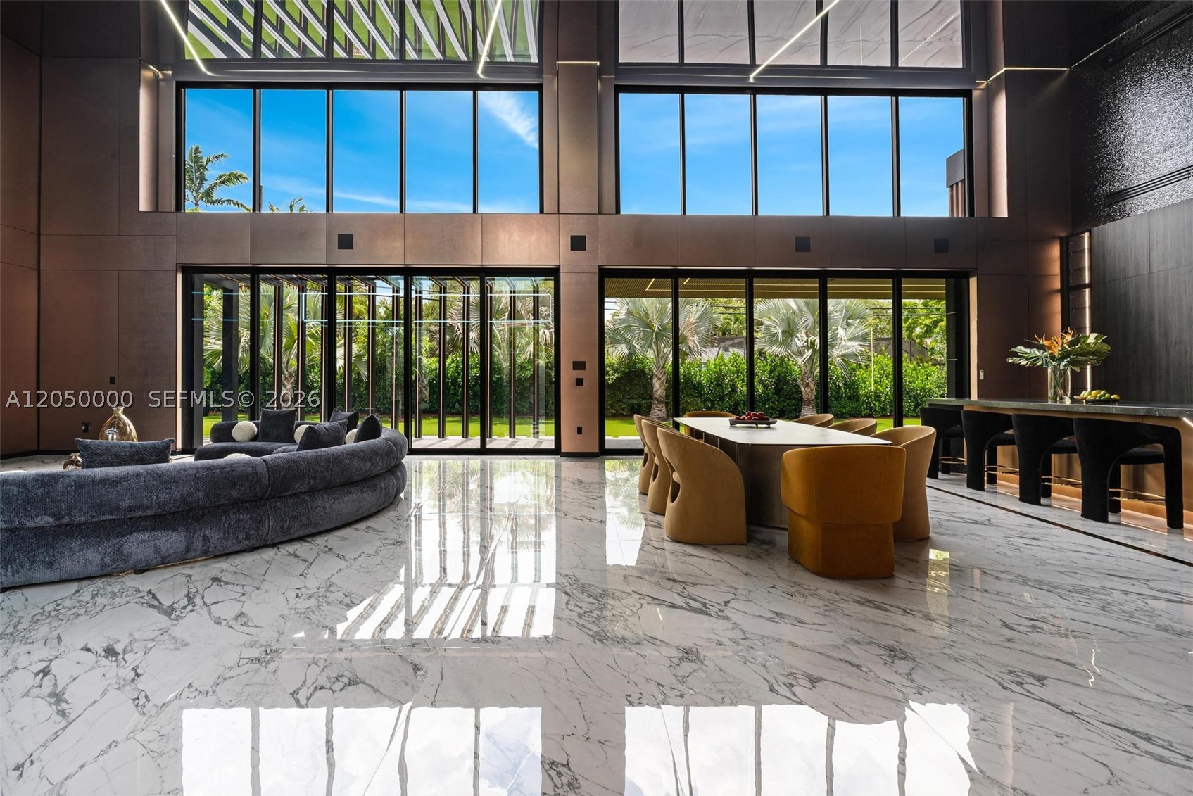 PINECREST - Residential