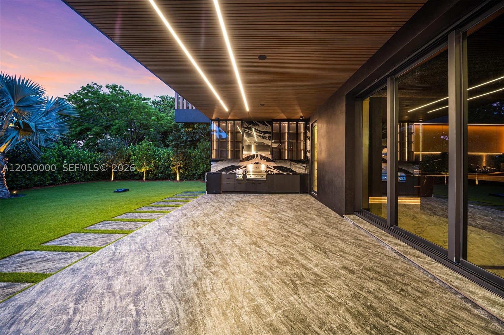 PINECREST - Residential