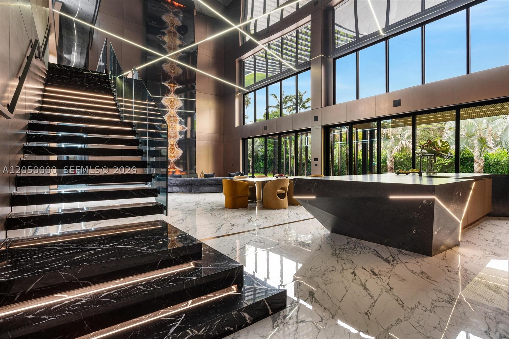 PINECREST - Residential