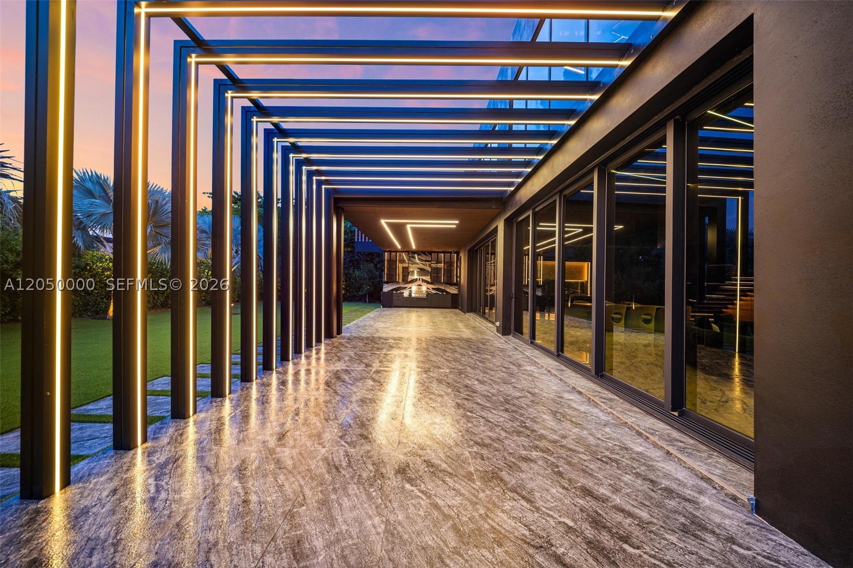PINECREST - Residential