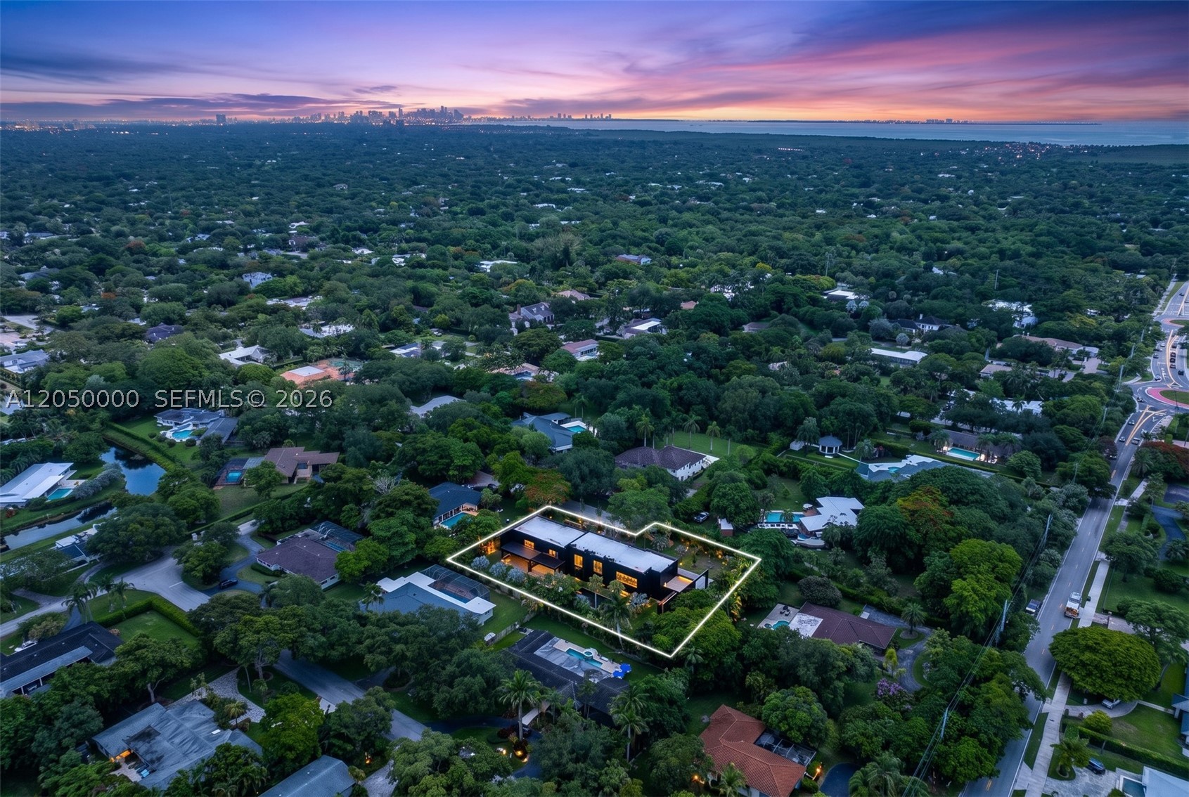 PINECREST - Residential