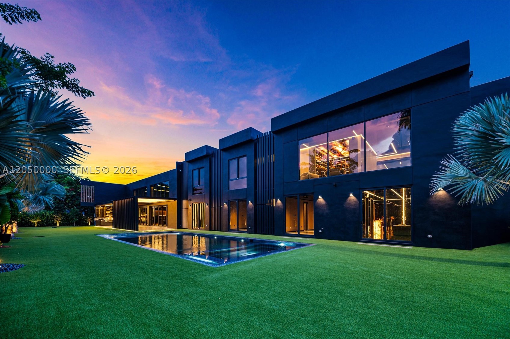 PINECREST - Residential