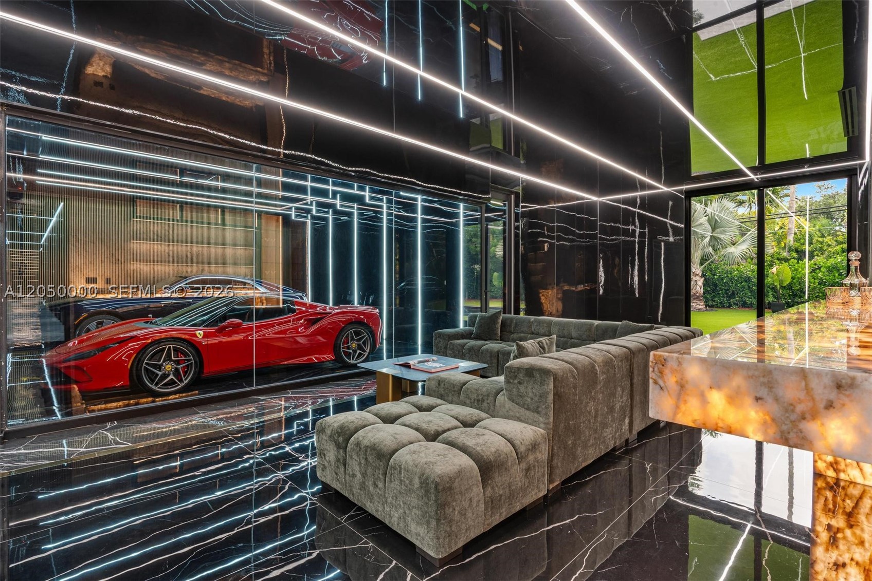 PINECREST - Residential