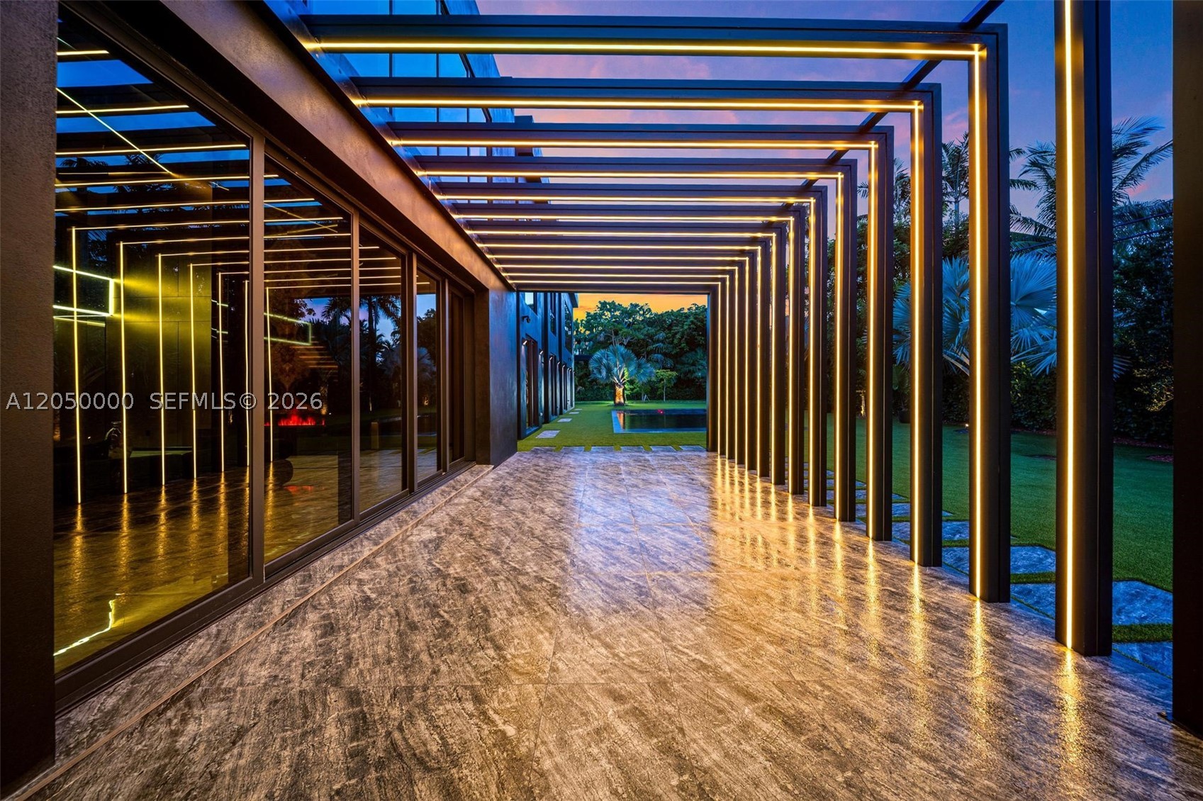 PINECREST - Residential