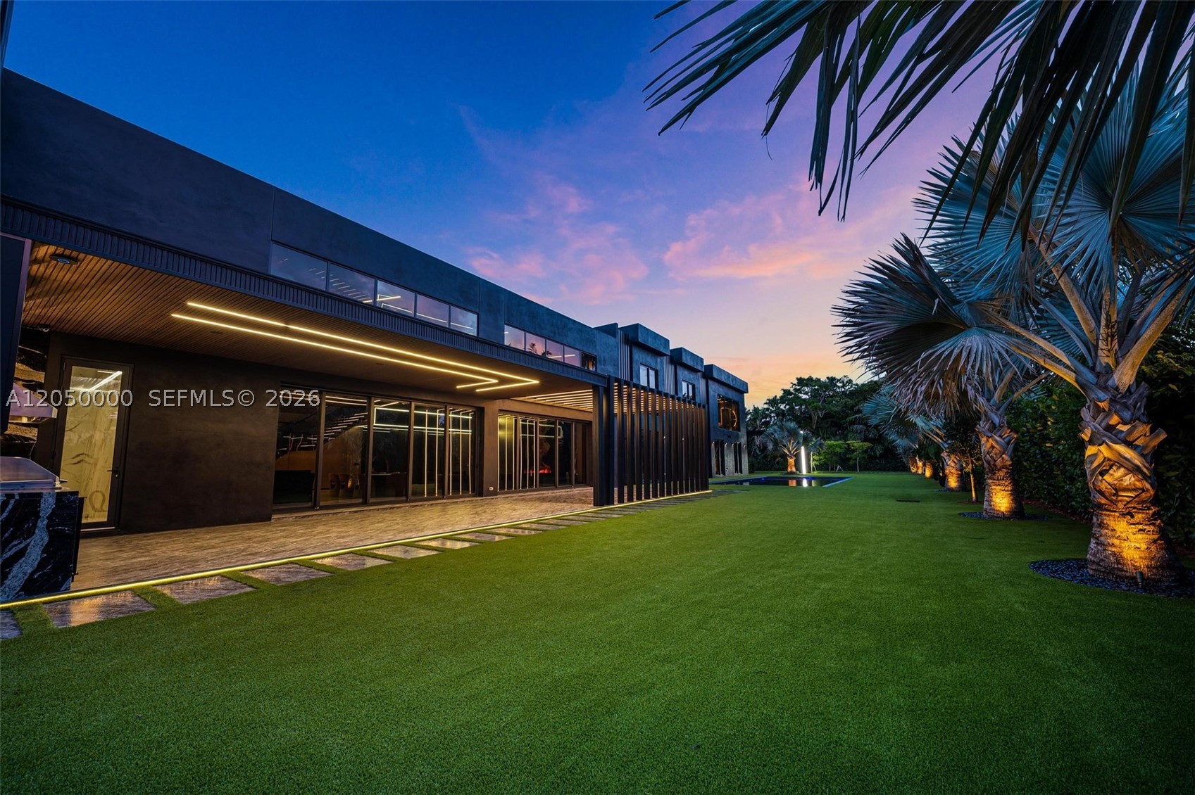 PINECREST - Residential