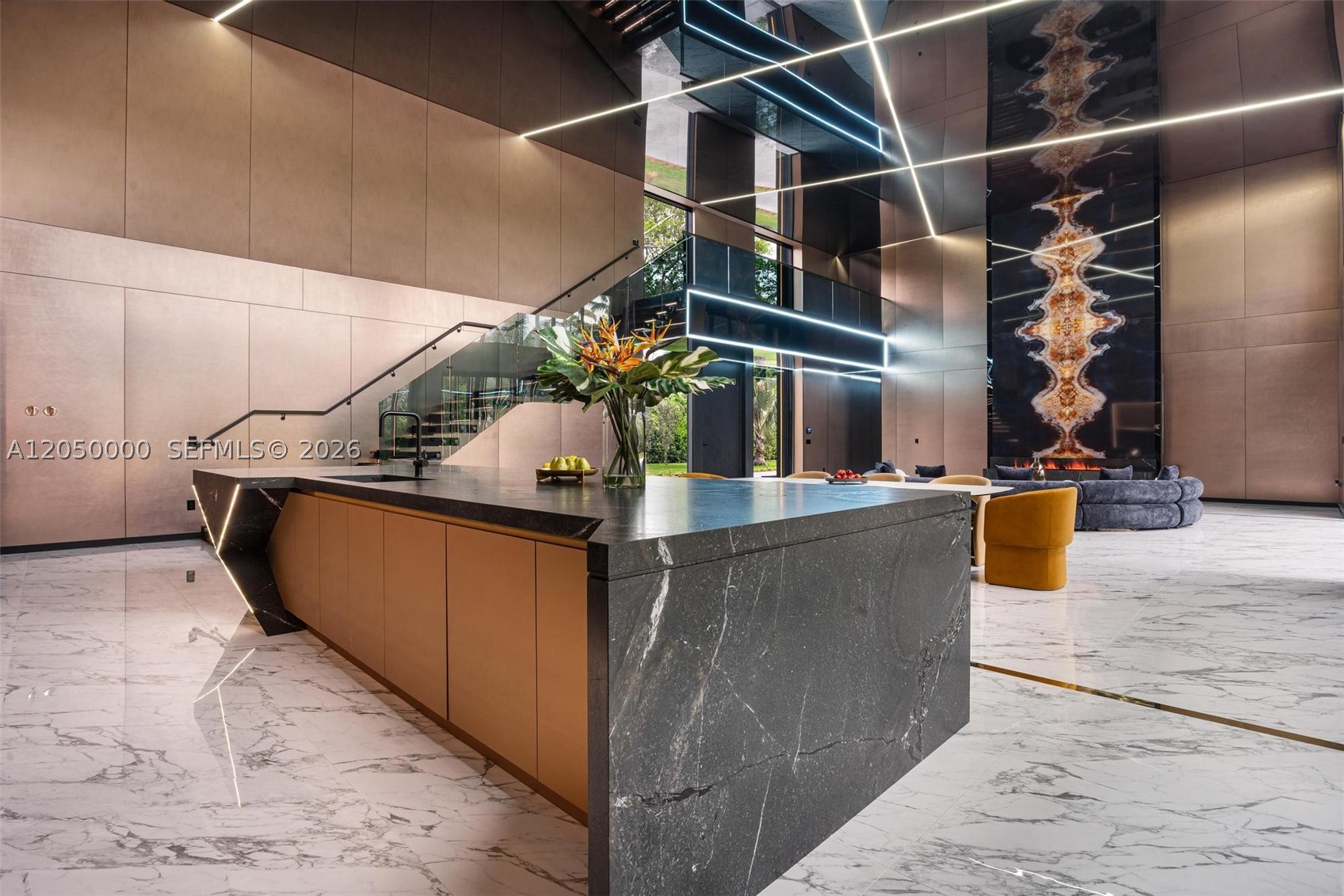 PINECREST - Residential