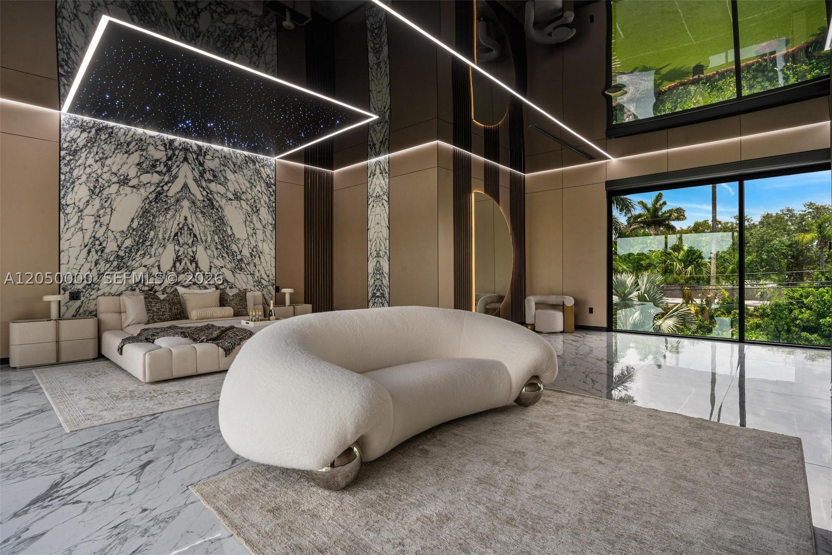 PINECREST - Residential