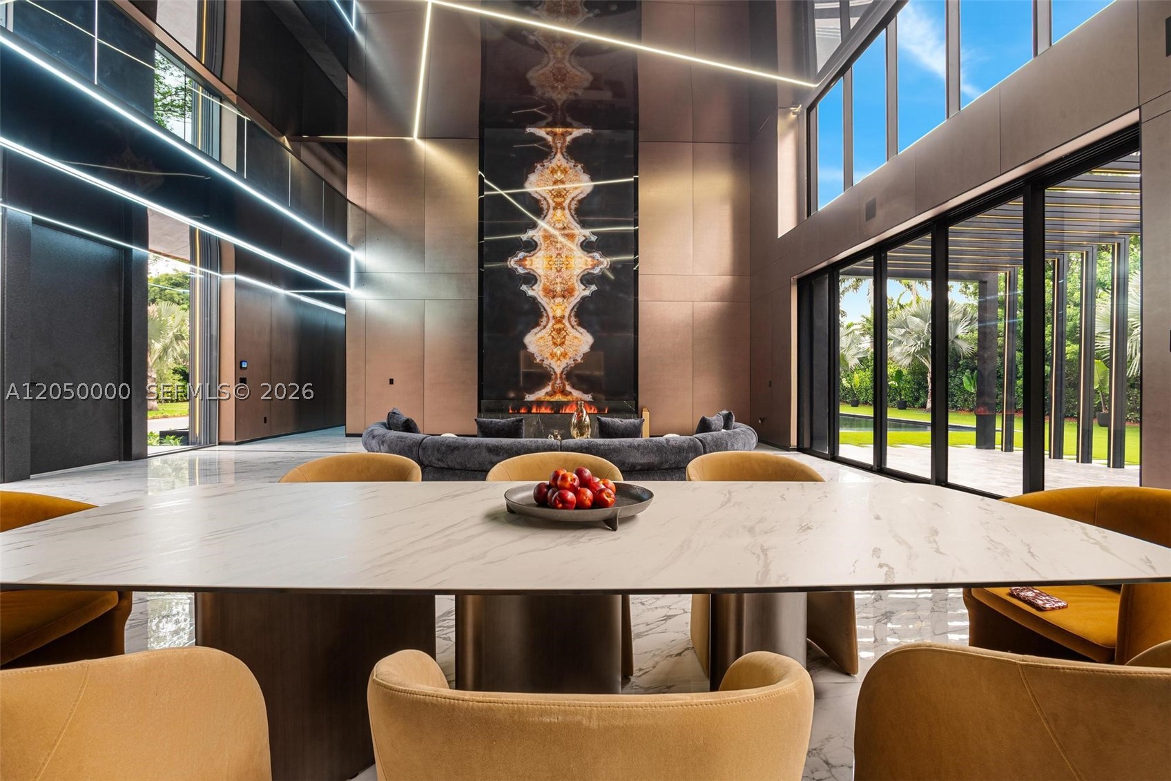 PINECREST - Residential